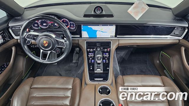 Porsche Panamera 2018 — photo 10