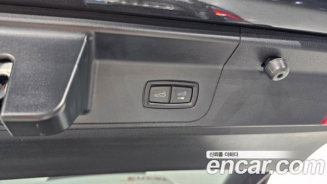 Porsche Panamera 2018 — photo 26
