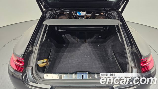 Porsche Panamera 2018 — photo 27