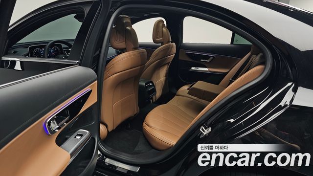 Mercedes-Benz E-Class 2026 — photo 16