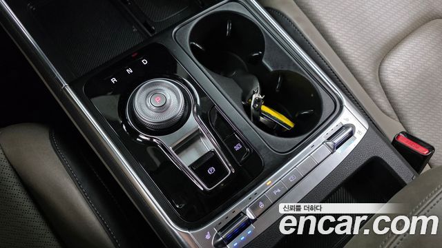 Kia Canival 2025 — photo 9