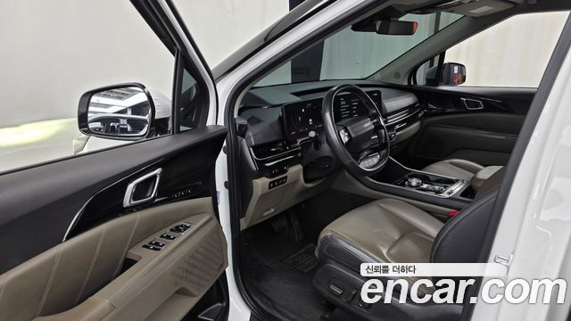 Kia Canival 2025 — photo 10