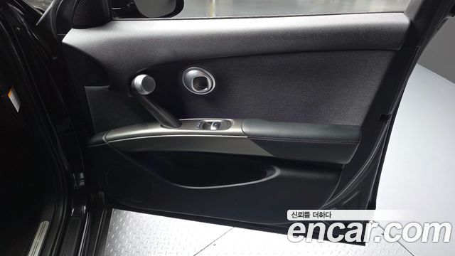 Genesis GV60 2022 — photo 14