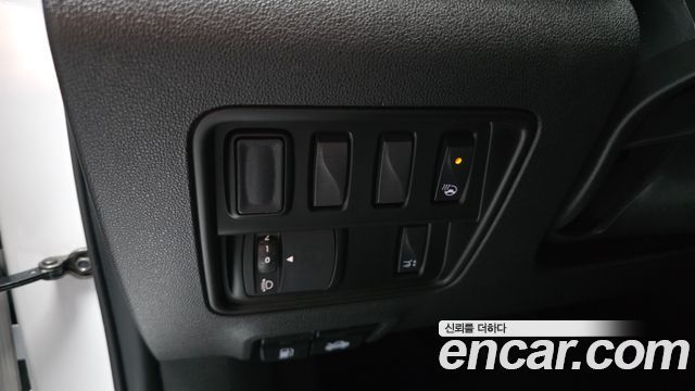 Renault Korea QM6 2025 — photo 32