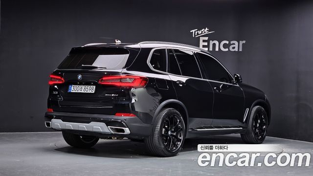 BMW X5 2019 — photo 2