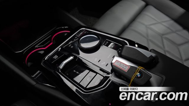 BMW 5-Series 2025 — photo 12