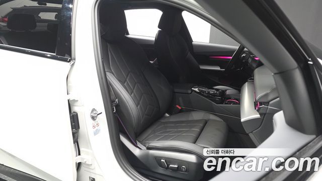 BMW 5-Series 2025 — photo 16