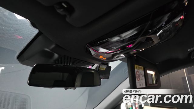 BMW 5-Series 2025 — photo 28