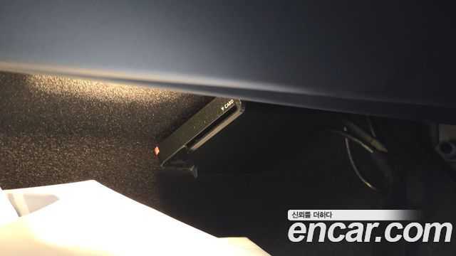 BMW 5-Series 2025 — photo 37