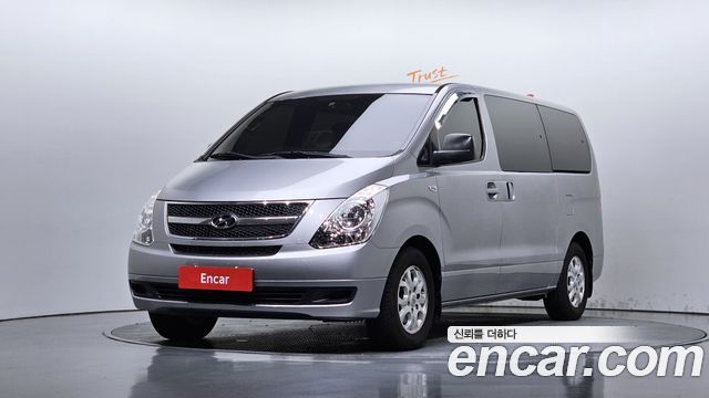 Hyundai Starex 2012 — photo 1