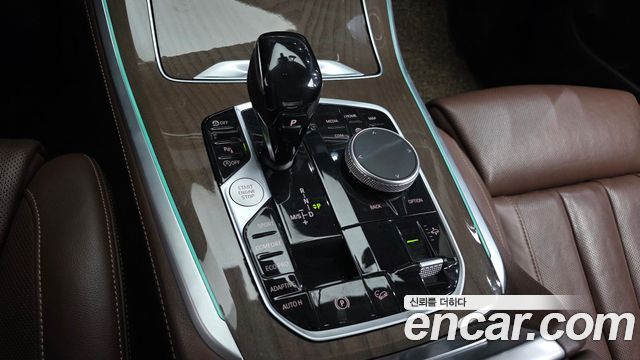 BMW X5 2020 — photo 9