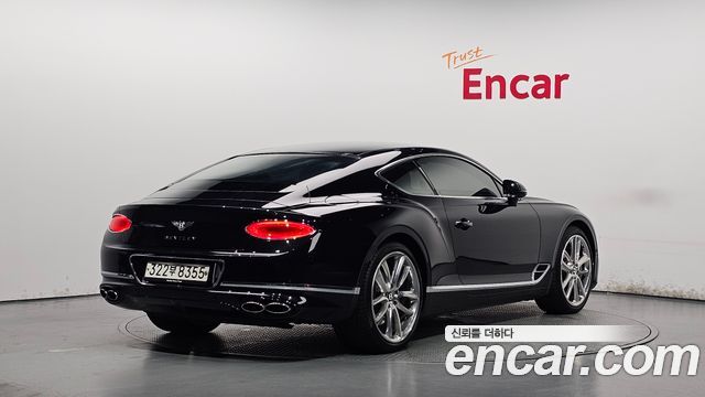 Bentley Continental 2020 — photo 2