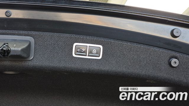 Genesis G80 2021 — photo 28