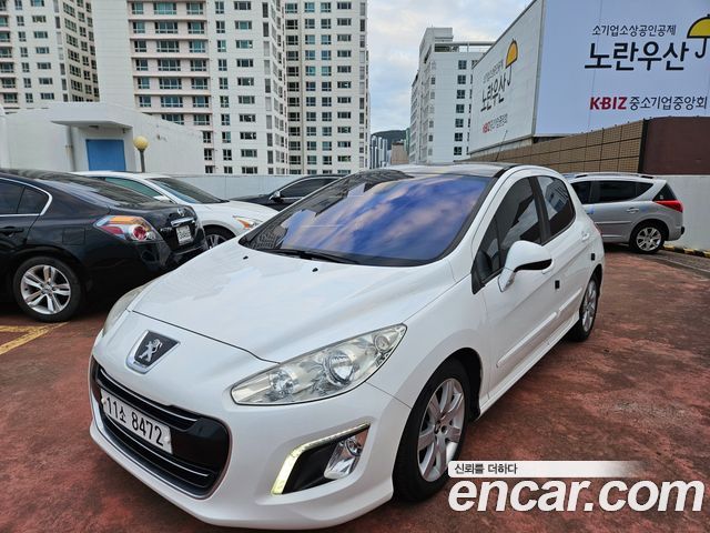 Peugeot 308 2014 — photo 8