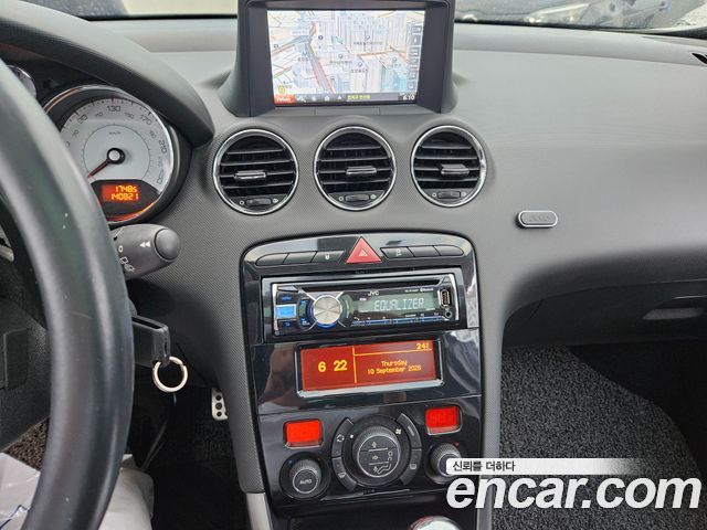 Peugeot 308 2014 — photo 19