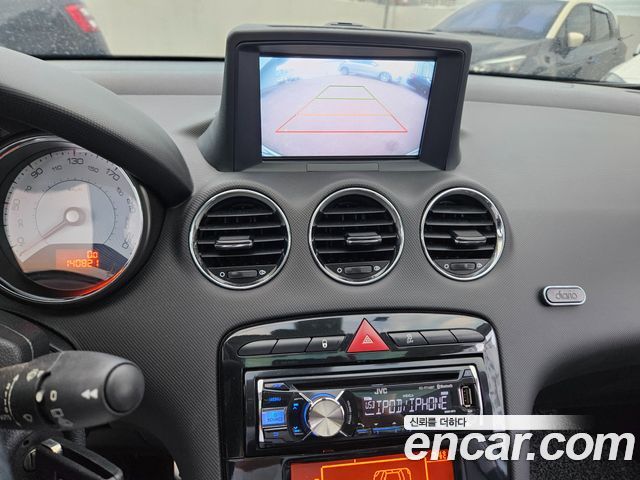 Peugeot 308 2014 — photo 20