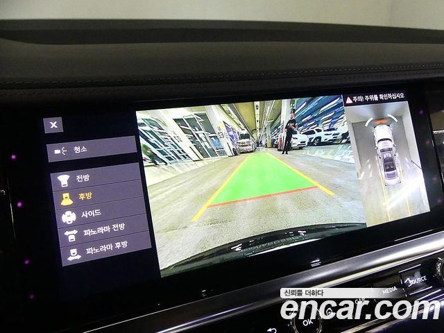 Bentley Flying Spur 2020 — photo 13