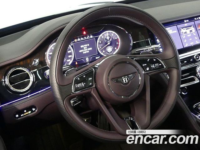 Bentley Flying Spur 2020 — photo 14