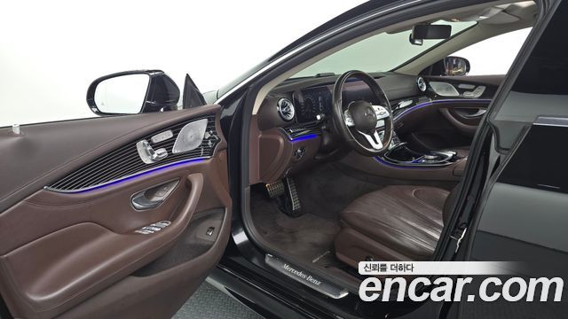 Mercedes-Benz CLS-Class 2019 — photo 13