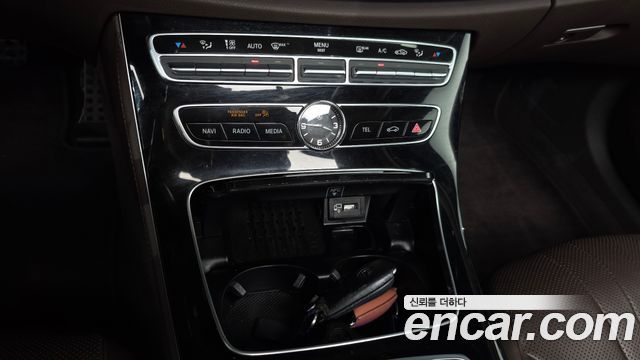 Mercedes-Benz CLS-Class 2019 — photo 33