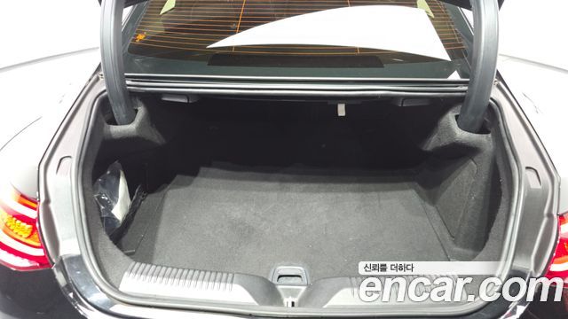 Mercedes-Benz CLS-Class 2019 — photo 35