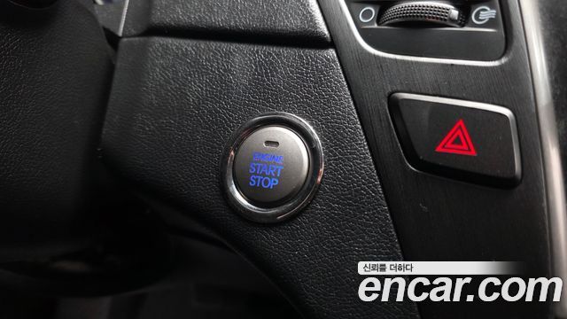 Hyundai Sonata 2012 — photo 18