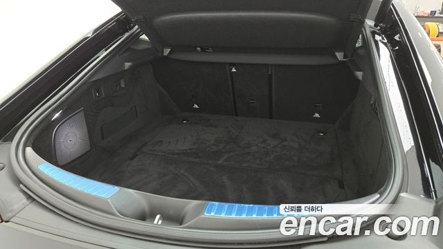 Mercedes-Benz AMG GT 2026 — photo 11