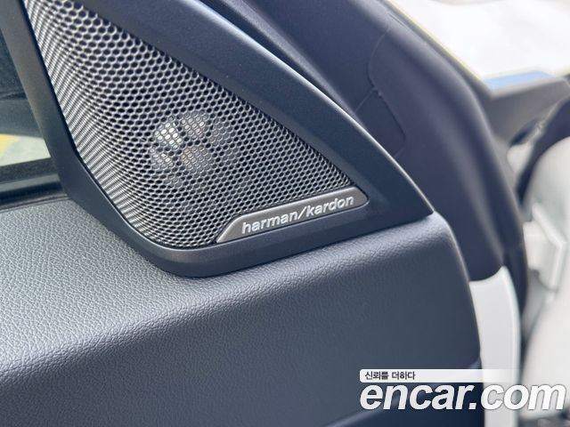 BMW M2 2025 — photo 11