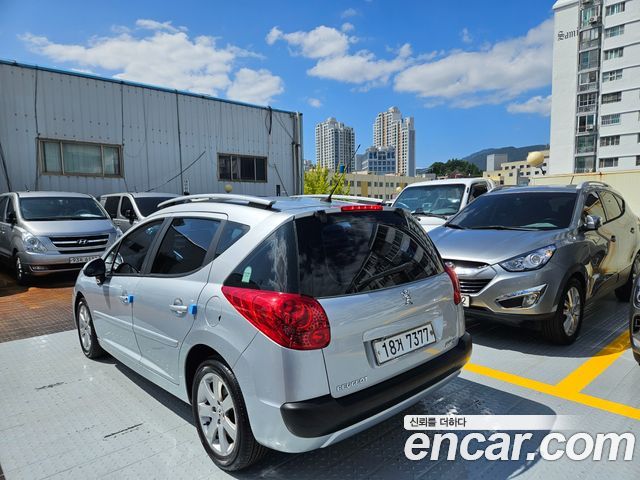 Peugeot 207 2008 — photo 4