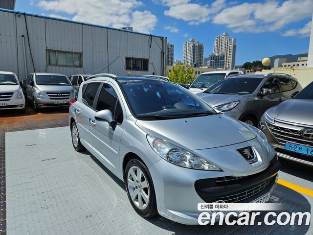 Peugeot 207 2008 — photo 8