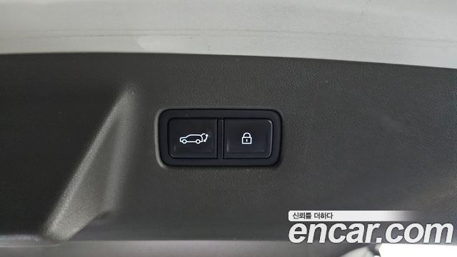 Hyundai Santafe 2024 — photo 23
