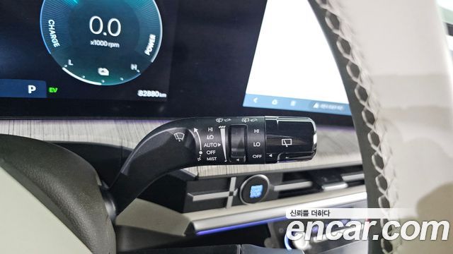 Hyundai Santafe 2024 — photo 28