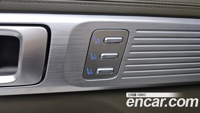 Hyundai Santafe 2024 — photo 35