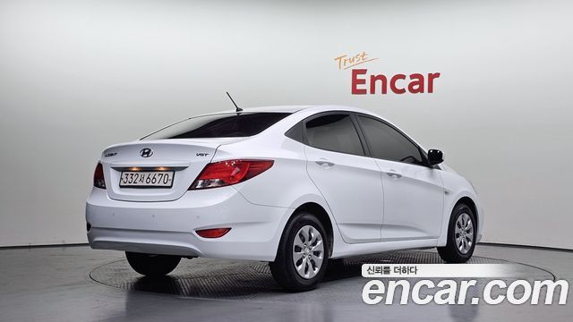 Hyundai Accent 2017 — photo 2