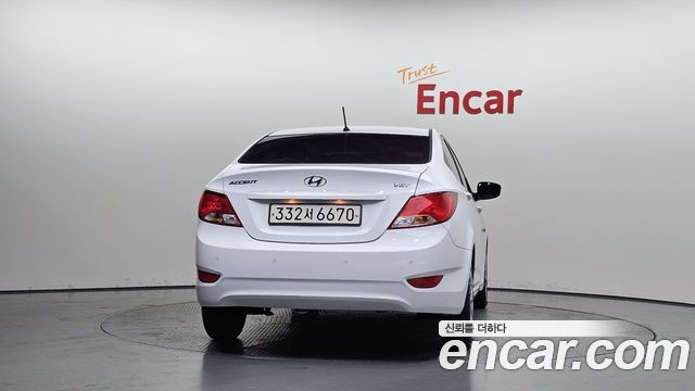 Hyundai Accent 2017 — photo 4