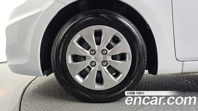Hyundai Accent 2017 — photo 5