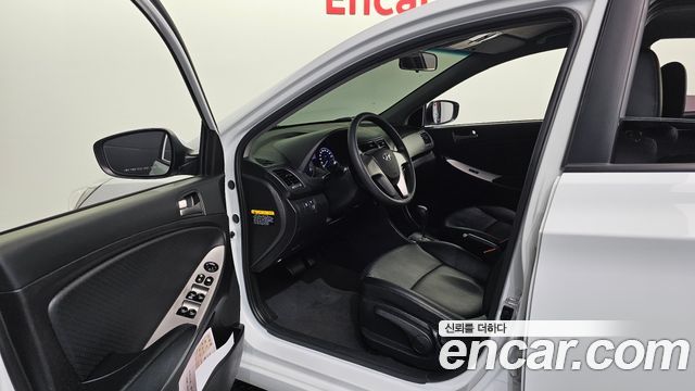 Hyundai Accent 2017 — photo 10