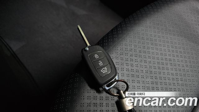 Hyundai Accent 2017 — photo 20