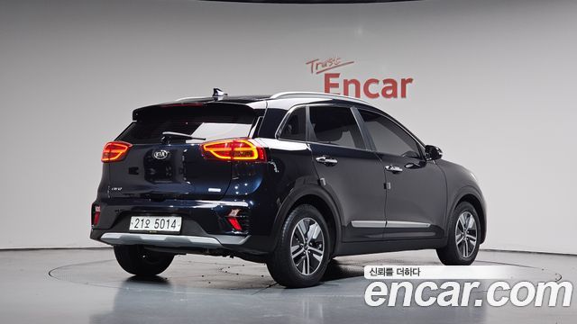 Kia Niro 2020 — photo 2