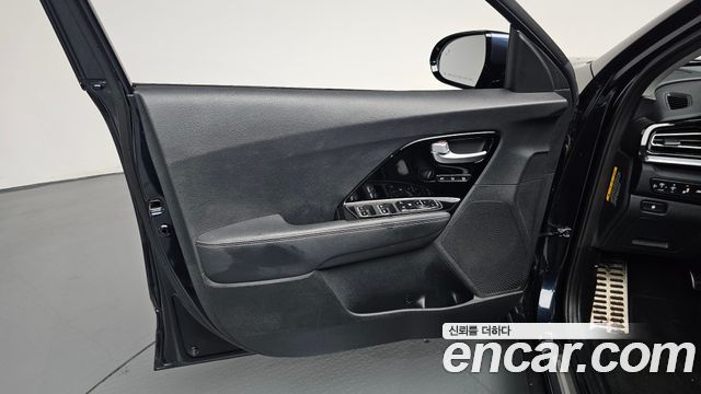 Kia Niro 2020 — photo 14