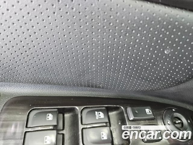 Kia LOTZE 2010 — photo 9