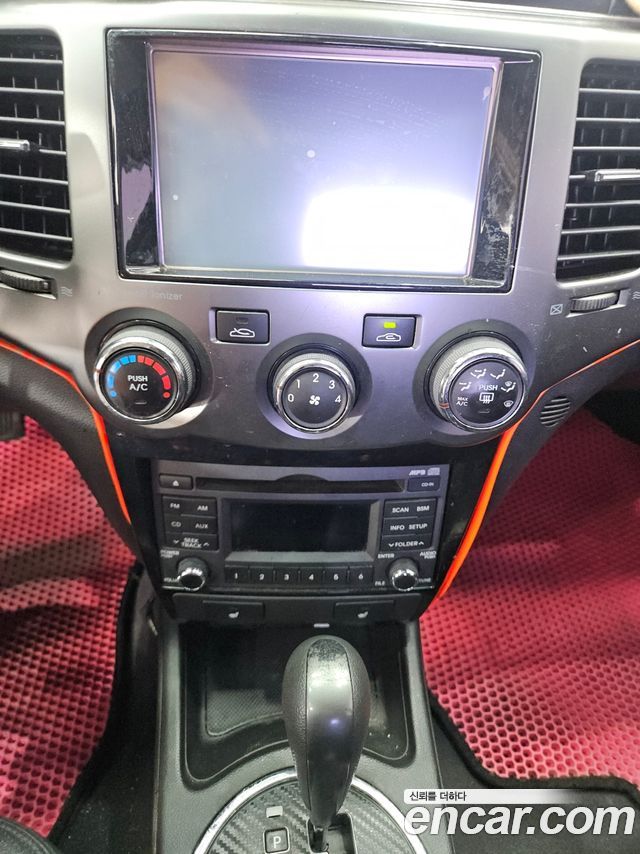 Kia LOTZE 2010 — photo 11