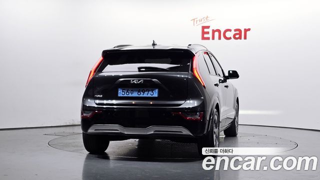 Kia Niro 2023 — photo 4