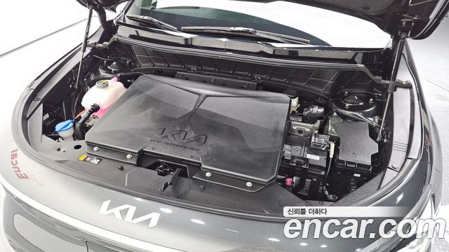 Kia Niro 2023 — photo 6