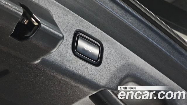 Kia Niro 2023 — photo 25