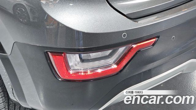 Kia Niro 2023 — photo 9