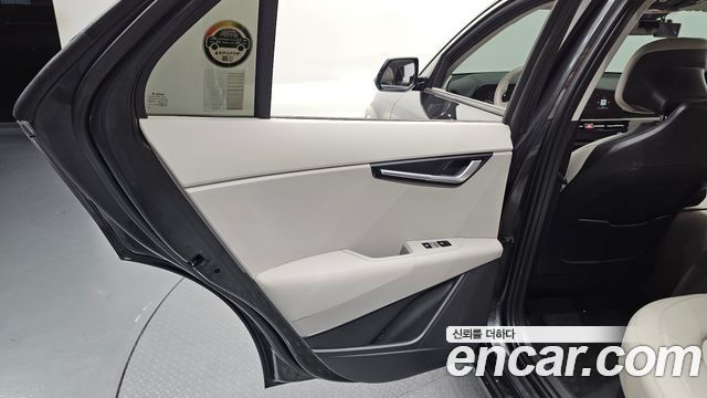 Kia Niro 2023 — photo 15