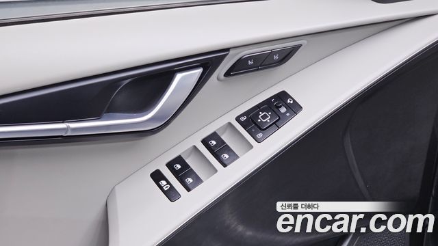 Kia Niro 2023 — photo 27