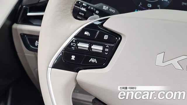 Kia Niro 2023 — photo 31