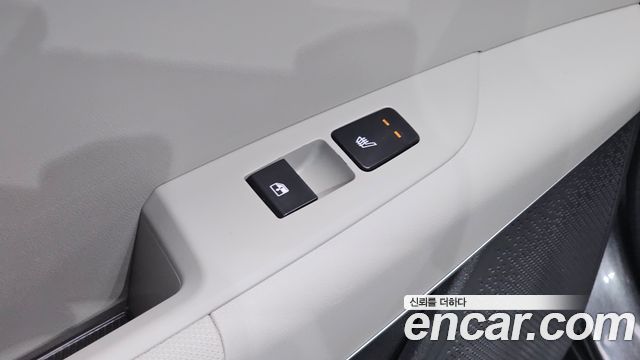 Kia Niro 2023 — photo 33